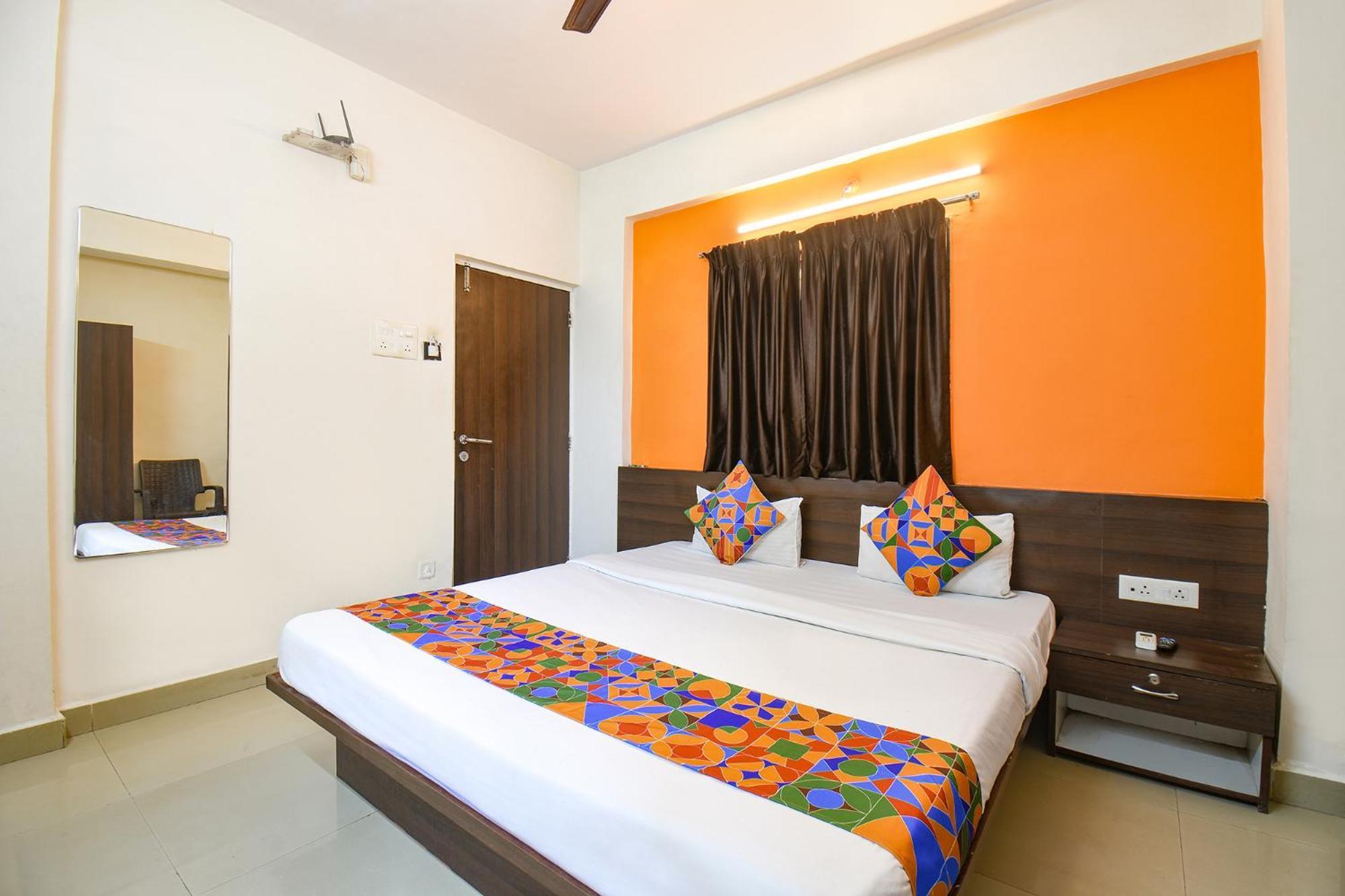 Fabexpress Comfort Executive - Nr Butterfly Park - Hinjawadi Ngoại thất bức ảnh
